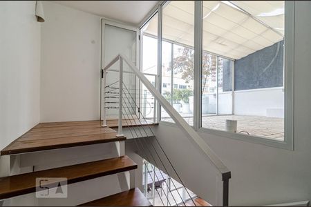 Apartamento para alugar com 260m², 2 quartos e 3 vagas