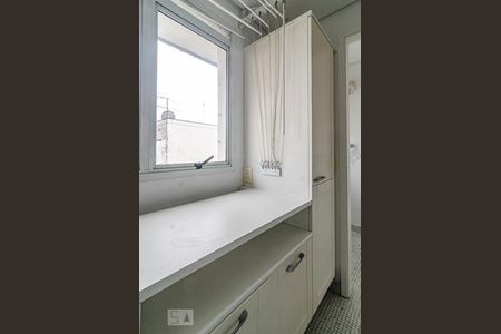 Apartamento para alugar com 260m², 2 quartos e 3 vagas Apartamento para alugar com 260m², 2 quartos e 3 vagasÁrea de serviço