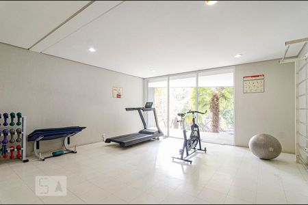 Apartamento para alugar com 260m², 2 quartos e 3 vagas Apartamento para alugar com 260m², 2 quartos e 3 vagasAcademia