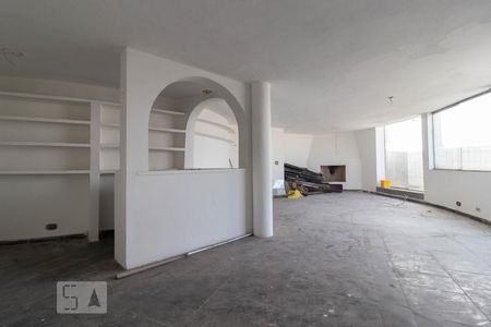 Apartamento para alugar com 700m², 4 quartos e 3 vagasSala - Segundo Piso