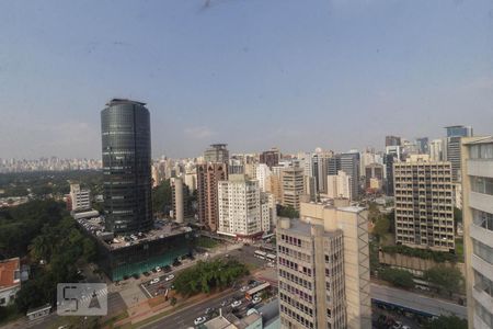 Apartamento para alugar com 700m², 4 quartos e 3 vagasVista - Quarto 2