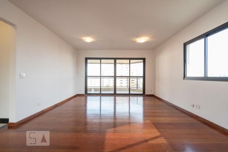 Sala de apartamento à venda com 4 quartos, 200m² em Paraíso do Morumbi, São Paulo