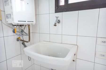 Apartamento à venda com 200m², 4 quartos e 4 vagas Apartamento à venda com 200m², 4 quartos e 4 vagasÁrea de serviço