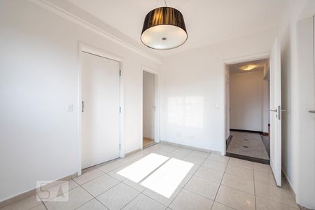 Apartamento à venda com 200m², 4 quartos e 4 vagas Apartamento à venda com 200m², 4 quartos e 4 vagasSala de almoço