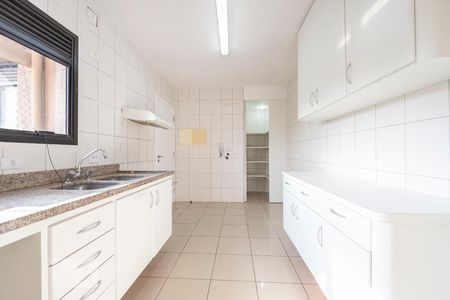 Apartamento à venda com 200m², 4 quartos e 4 vagas Apartamento à venda com 200m², 4 quartos e 4 vagasCozinha