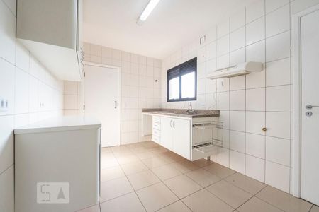 Apartamento à venda com 200m², 4 quartos e 4 vagas Apartamento à venda com 200m², 4 quartos e 4 vagasCozinha