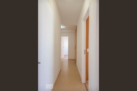 Apartamento à venda com 200m², 4 quartos e 4 vagas Apartamento à venda com 200m², 4 quartos e 4 vagasCorredor