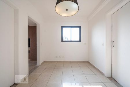 Apartamento à venda com 200m², 4 quartos e 4 vagas Apartamento à venda com 200m², 4 quartos e 4 vagasSala de almoço