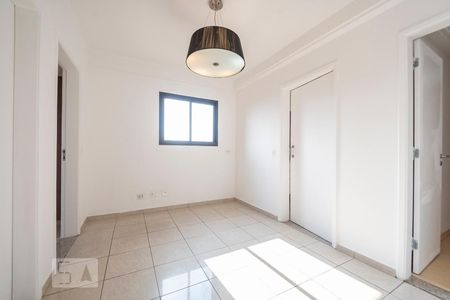 Apartamento à venda com 200m², 4 quartos e 4 vagas Apartamento à venda com 200m², 4 quartos e 4 vagasSala de almoço