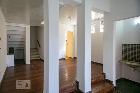 Sala de casa à venda com 4 quartos, 220m² em Santa Lucia, Belo Horizonte