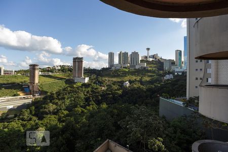 Apartamento para alugar com 101m², 2 quartos e 2 vagasVista Suíte 