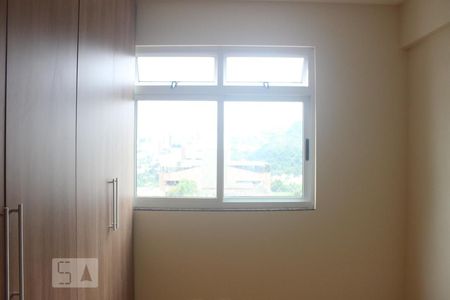 Quarto 2 de apartamento para alugar com 5 quartos, 140m² em Buritis, Belo Horizonte