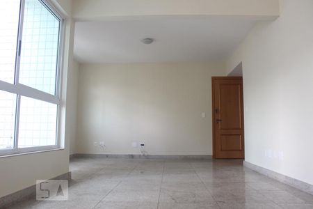 Sala de apartamento para alugar com 5 quartos, 140m² em Buritis, Belo Horizonte