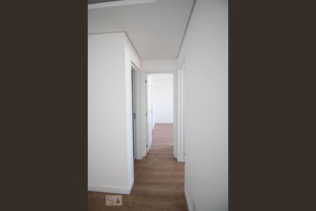 Corredor de apartamento para alugar com 2 quartos, 60m² em Parque das Nações, Santo André