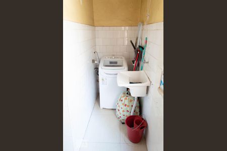 Apartamento à venda com 84m², 3 quartos e sem vaga Apartamento à venda com 84m², 3 quartos e sem vagaárea de serviço