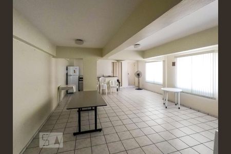 Apartamento para alugar com 76m², 2 quartos e sem vagaSalão de Festas