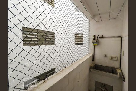 Apartamento para alugar com 76m², 2 quartos e sem vagaArea de Servico