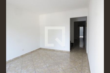 Sala de casa à venda com 3 quartos, 138m² em Vila Santa Delfina, São Paulo