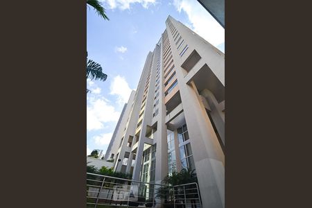 Apartamento para alugar com 103m², 2 quartos e 3 vagasFachada