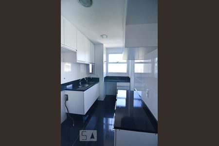 Apartamento para alugar com 103m², 2 quartos e 3 vagasCozinha