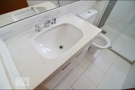 Apartamento para alugar com 103m², 2 quartos e 3 vagasBanheiro suíte