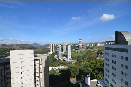 Apartamento para alugar com 103m², 2 quartos e 3 vagasVista