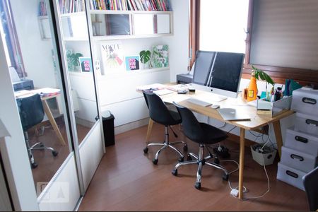 Apartamento à venda com 360m², 4 quartos e 2 vagasEscritório