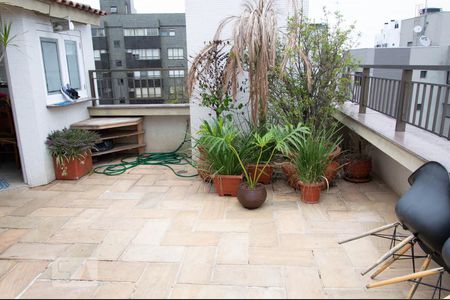 Apartamento à venda com 360m², 4 quartos e 2 vagasÁrea da cobertura