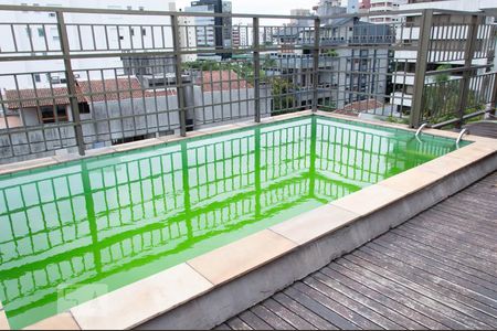 Apartamento à venda com 360m², 4 quartos e 2 vagasPiscina