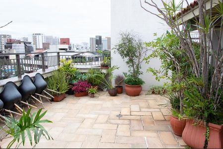 Apartamento à venda com 360m², 4 quartos e 2 vagasÁrea da cobertura