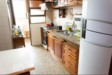 Apartamento à venda com 360m², 4 quartos e 2 vagasCozinha