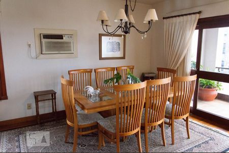 Apartamento à venda com 360m², 4 quartos e 2 vagasSala