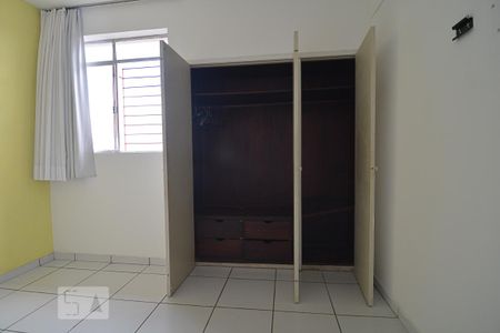 Quarto de apartamento à venda com 2 quartos, 70m² em Nova Suíssa, Belo Horizonte
