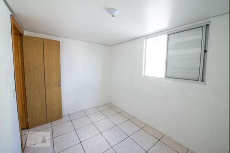 Primeiro Dormitório de apartamento à venda com 2 quartos, 48m² em Pinheiro, São Leopoldo