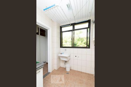 Apartamento à venda com 100m², 3 quartos e 2 vagas Apartamento à venda com 100m², 3 quartos e 2 vagasÁrea de Serviço