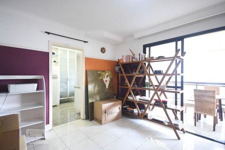 Apartamento para alugar com 220m², 3 quartos e 4 vagasEscritório