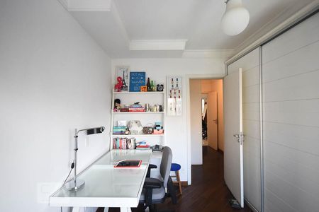 Apartamento para alugar com 220m², 3 quartos e 4 vagasSuíte 2
