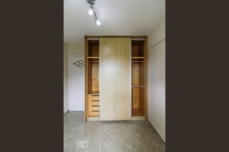 Quarto 1 de apartamento para alugar com 3 quartos, 69m² em Jardim Pinheiros, São Paulo