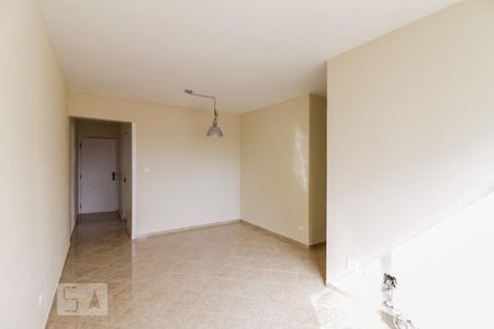Sala de apartamento para alugar com 3 quartos, 69m² em Jardim Pinheiros, São Paulo
