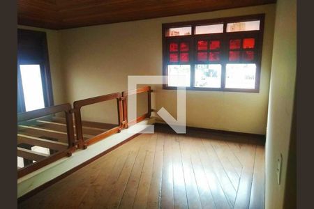 Casa à venda com 8 quartos, 640m² em Santa Tereza, Belo Horizonte