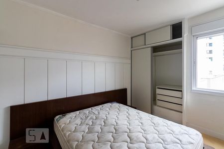 Suite de apartamento para alugar com 2 quartos, 70m² em Moema, São Paulo
