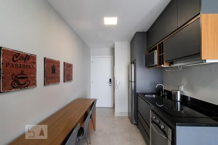 Cozinha de kitnet/studio para alugar com 1 quarto, 38m² em Campo Belo, São Paulo