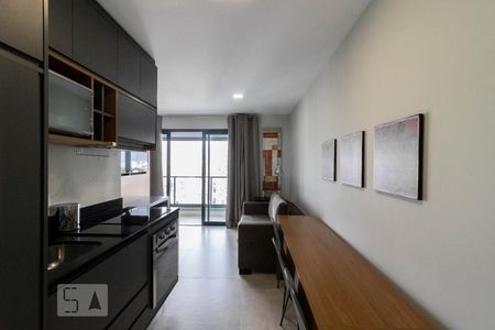Cozinha / Sala de kitnet/studio para alugar com 1 quarto, 38m² em Campo Belo, São Paulo