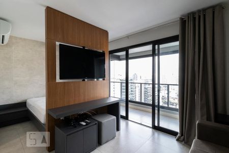 Sala / Quarto de kitnet/studio para alugar com 1 quarto, 38m² em Campo Belo, São Paulo