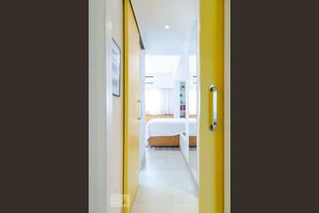 Apartamento à venda com 103m², 2 quartos e 2 vagasQuarto - Suíte