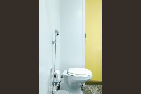 Apartamento à venda com 103m², 2 quartos e 2 vagasBanheiro - Suíte