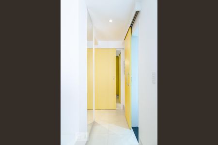 Apartamento à venda com 103m², 2 quartos e 2 vagasQuarto - Suíte