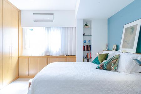 Apartamento à venda com 103m², 2 quartos e 2 vagasQuarto - Suíte