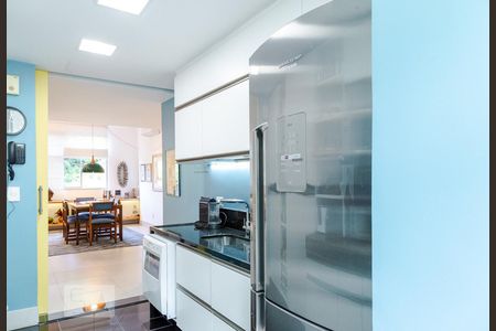 Apartamento à venda com 103m², 2 quartos e 2 vagasCozinha