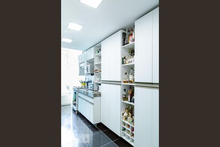 Apartamento à venda com 103m², 2 quartos e 2 vagasCozinha